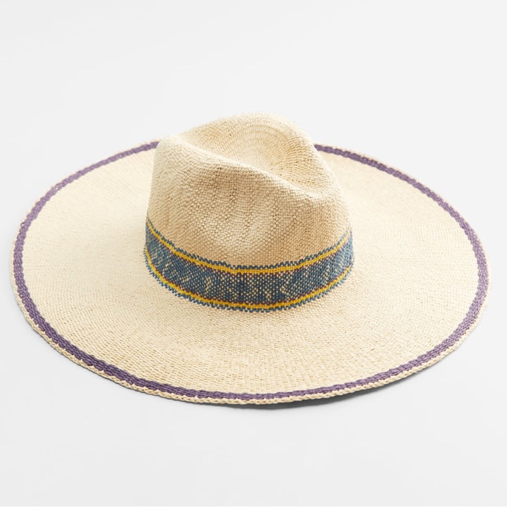 NWT ZARA Contrast Trim Hat